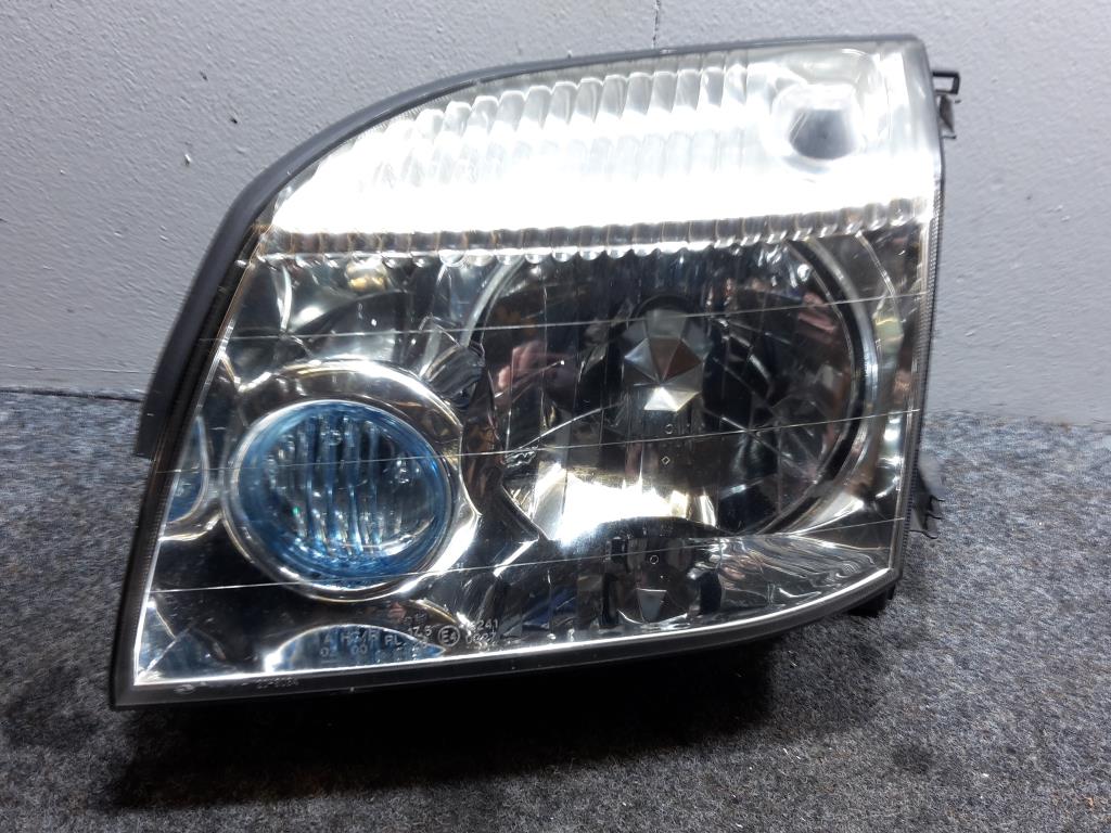 Nissan X-Trail T30 BJ 2001 Scheinwerfer vorn links Lampe TYC