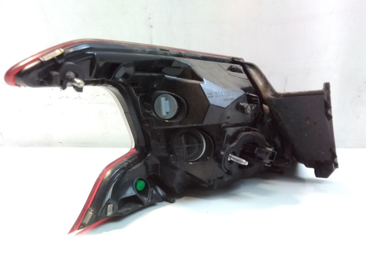 Peugeot 308 II original R&uuml;ckleuchte Heckleuchte rechts LED Bj.2015