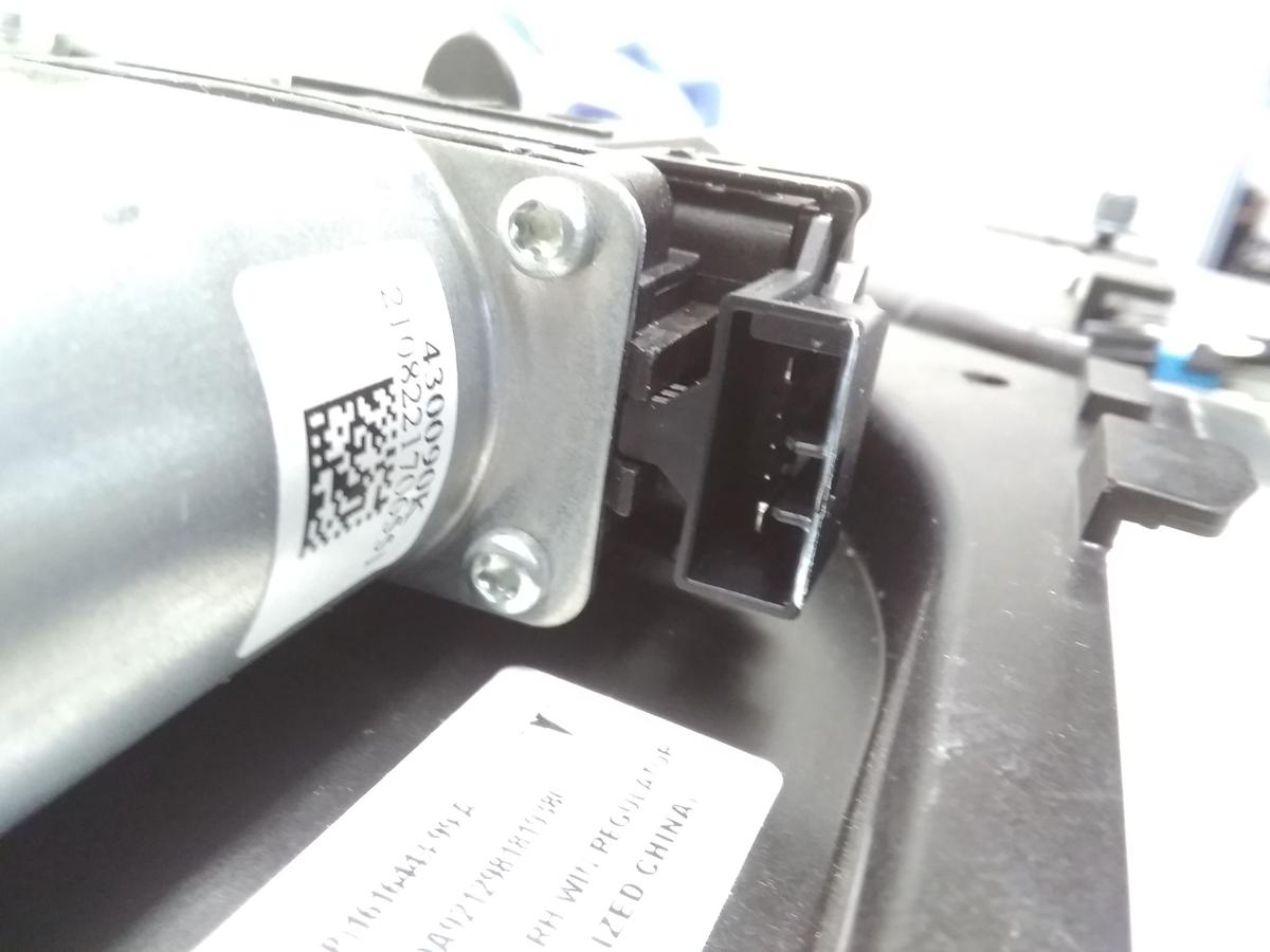 Tesla Model 3 original Fensterheber vorn rechts elektrisch mit Motor BJ2019