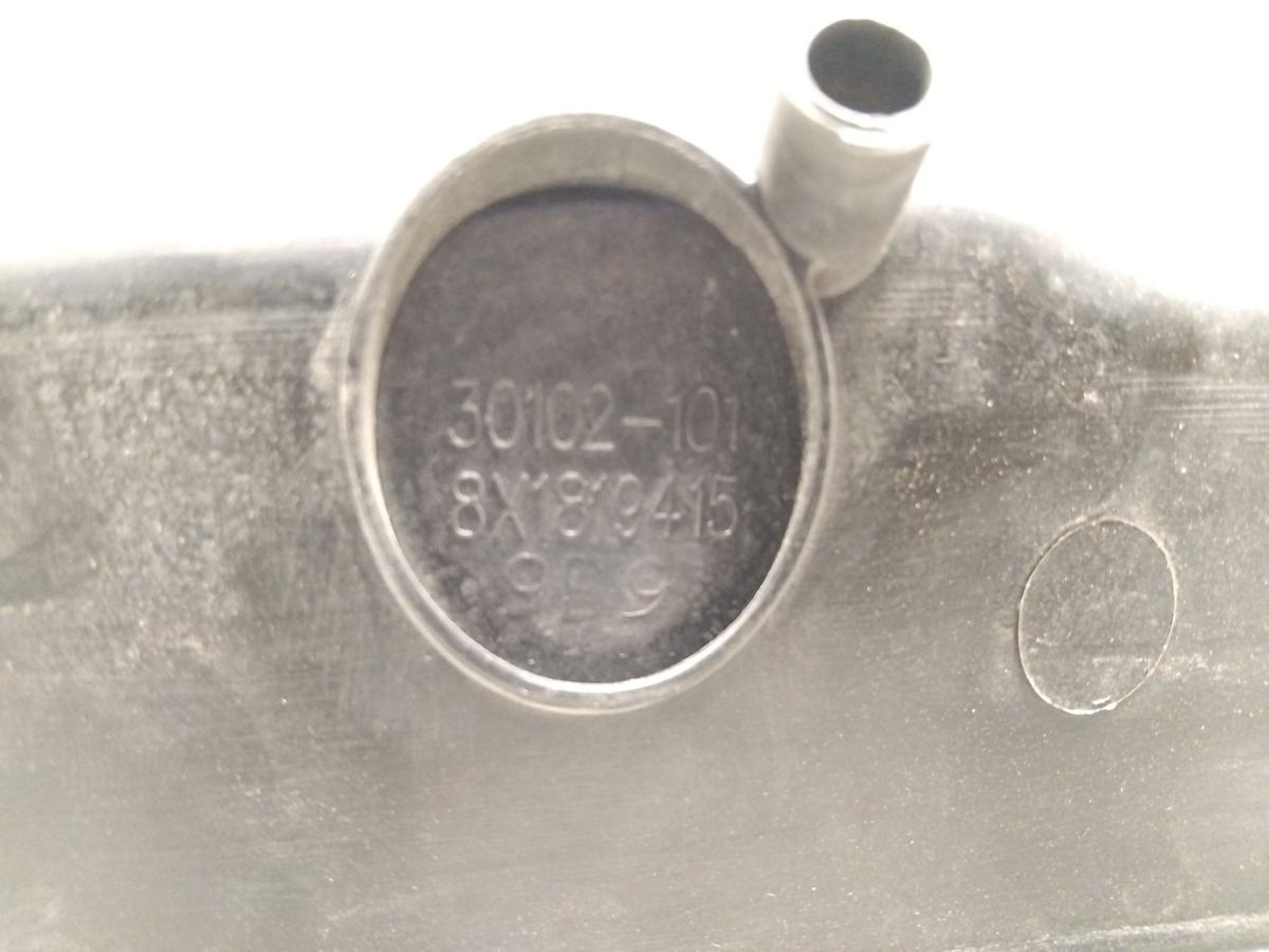 Audi A1 8X original Plastikabdeckung Windlauf 8X1819415 BJ2010