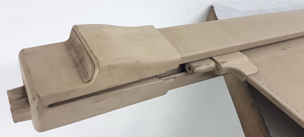 Ford Mondeo Laderaumabdeckung Laderaumrollo in Beige Bj2005 Kombi