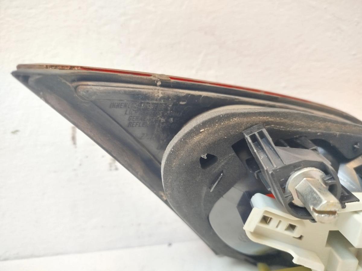 VW Passat CC R&uuml;ckleuchte rechts innen R&uuml;cklicht Heckleuchte Innenteil