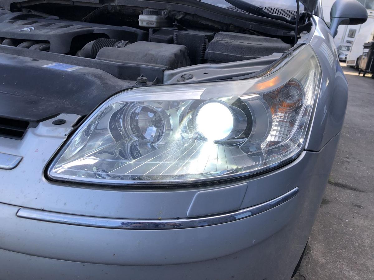 Citroen C4 Typ L Scheinwerfer links Xenon Frontscheinwerfer OEM Valeo