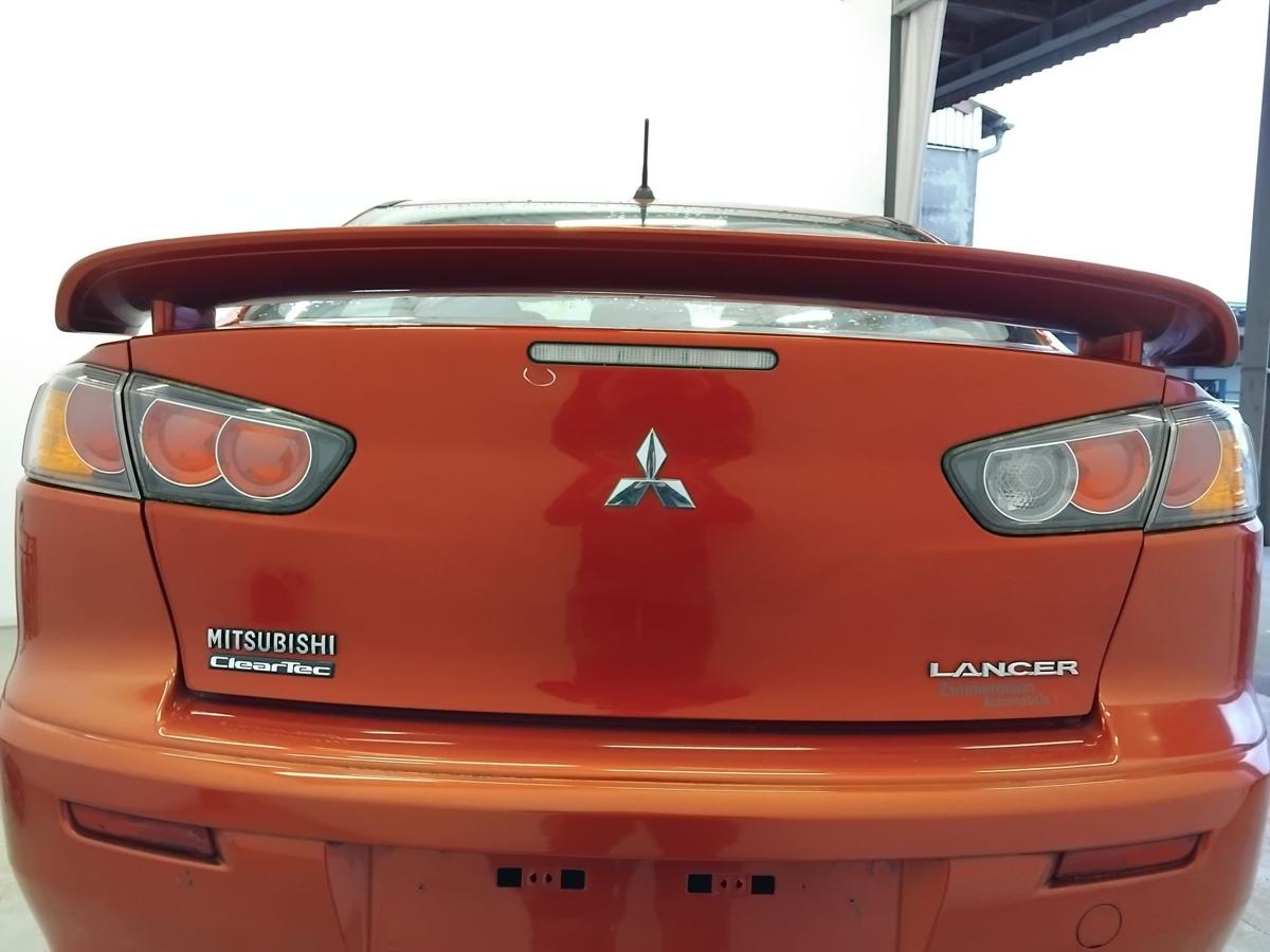 Mitsubishi Lancer 8 CY0 Heckklappe Kofferraumdeckel BJ2015 Limousine mit Spoiler