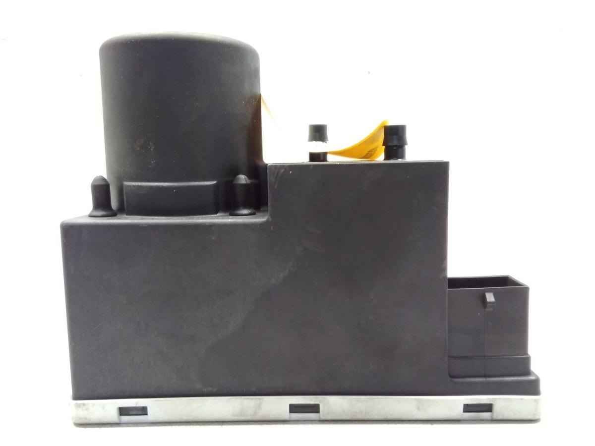 Audi A4 B5 original Pumpe Zentralverriegelung 8D0862257B BJ2001