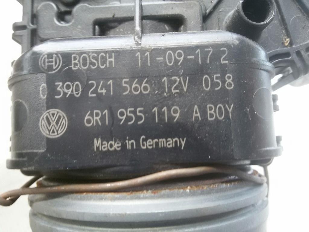 VW UP original Wischermotor vorn 6R1955119A 0390241566 BOSCH BJ2013