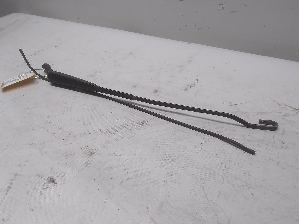 Mercedes Benz Vito 638 original Wischerarm vorn links