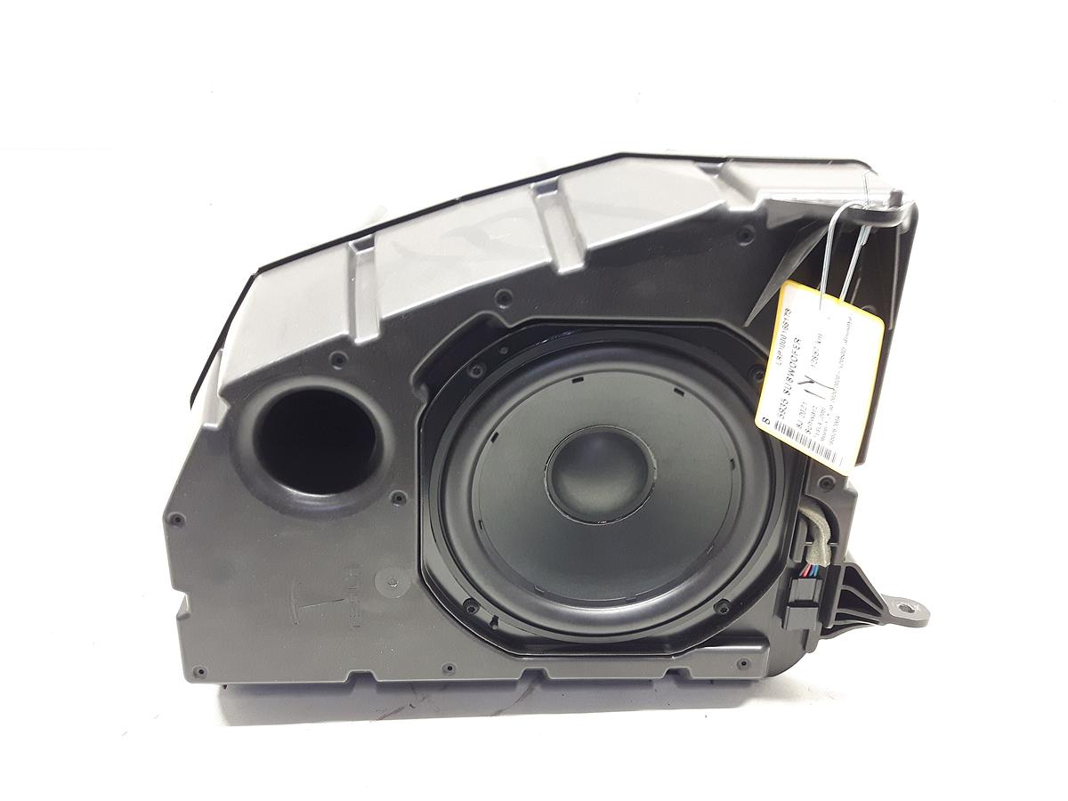 Tesla Model Y original Subwoofer Bassbox 1656267-00-A