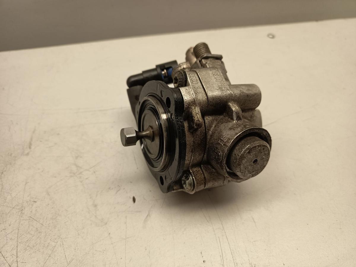 Opel Signum orig Hochdruckpumpe Einspritzpumpe 2,2 L 114KW Benzin Bj 2005