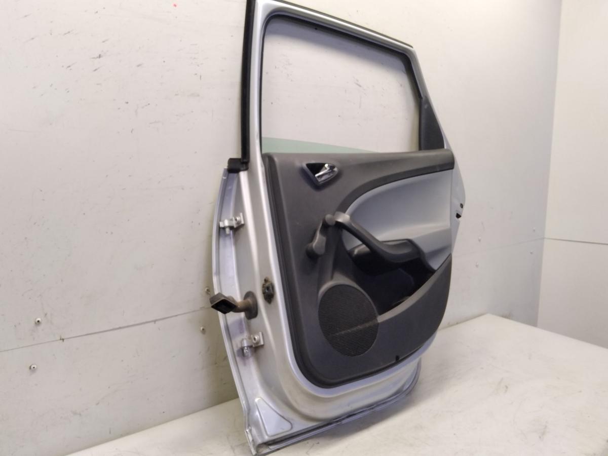 Seat Ibiza ST Kombi 6J Tür hinten rechts LX7W Eissilbermetallic BJ2012