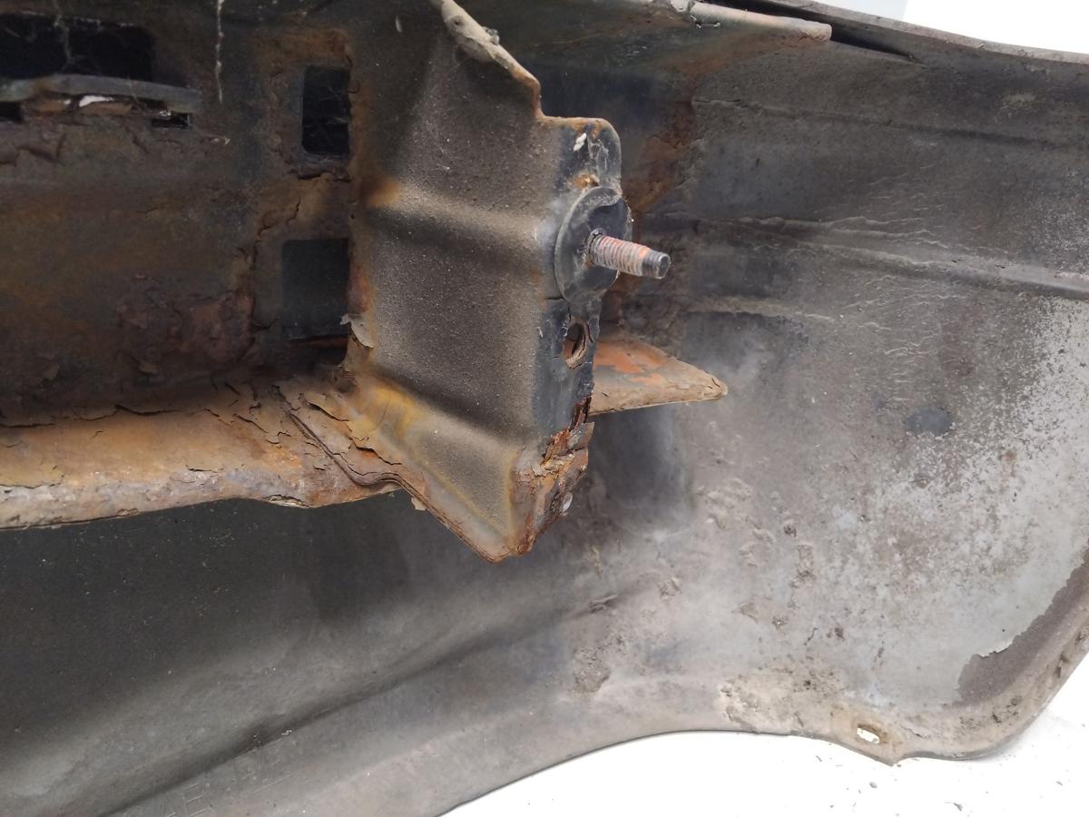 Nissan Micra K11 2. Facelift original Sto&szlig;f&auml;nger Sto&szlig;stange hinten BJ2001