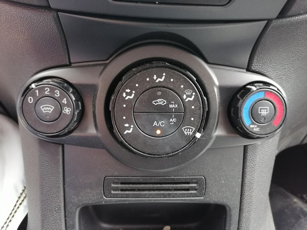 Ford Fiesta JA8 Heizungsregulierung Klimabedienteil BJ09-11