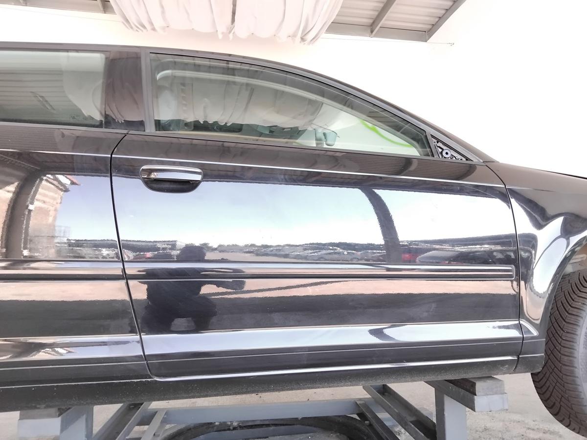 Audi A3 8P Facelift Tür vorn rechts 3türig Beifahrertür BJ2010 LY9B Brillantschwarz