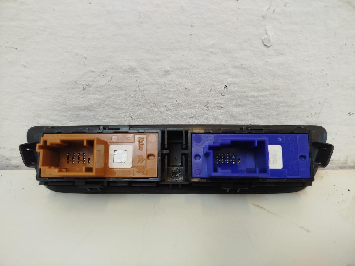 Peugeot 2008 I CU Schalterleiste Tasterleiste PDC ESP Kindersicherung OEM