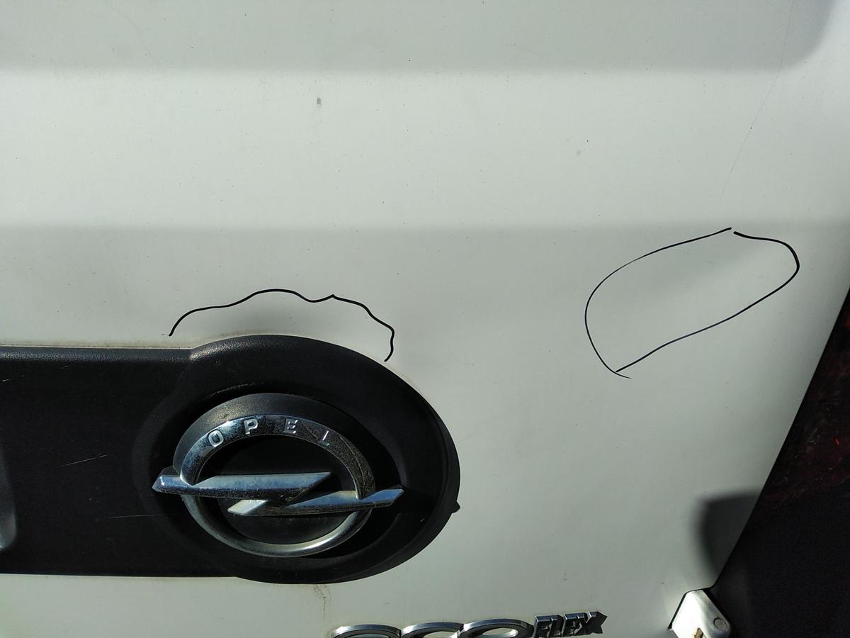 Opel Combo D Kasten Heckt&uuml;r Heckfl&uuml;gelt&uuml;r rechts polarweiss ! Dellen ! BJ2014