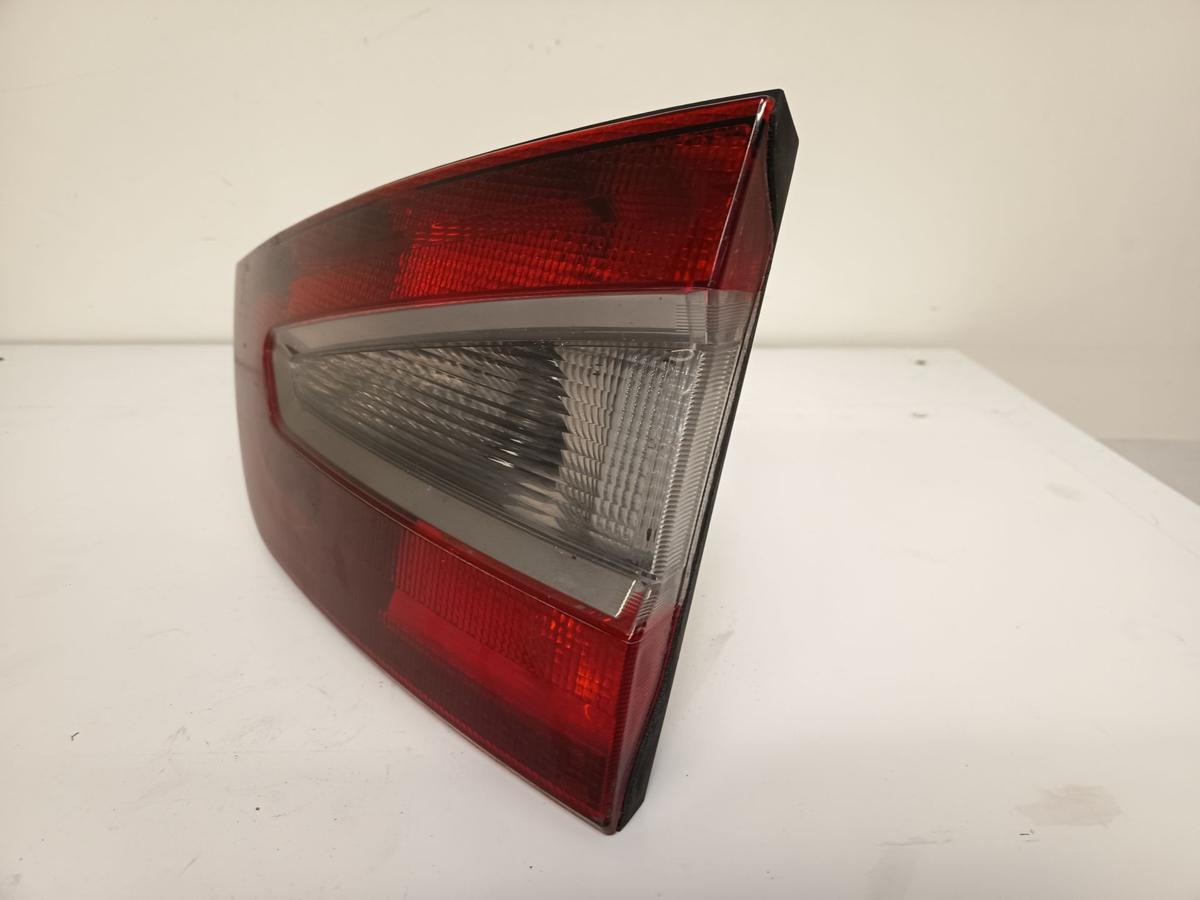 Ford Galaxy II WA6 original Rückleuchte rechts innen Heck/Schluss/Licht Bj 2006
