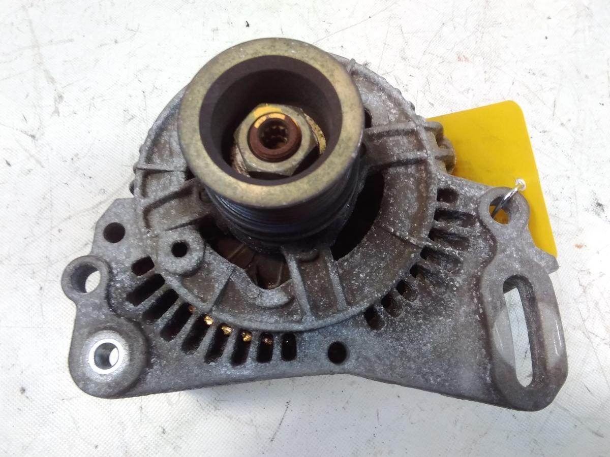 VW Vento orig Lichtmaschine Generator Bosch 70A 1.8 55kw AAM BJ1992 028903025G