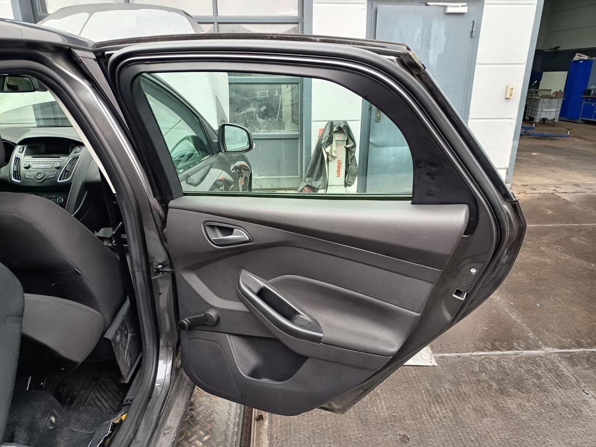 Ford Focus III original T&uuml;r hinten rechts Magnetic Grau 5TRG Baujahr 2015