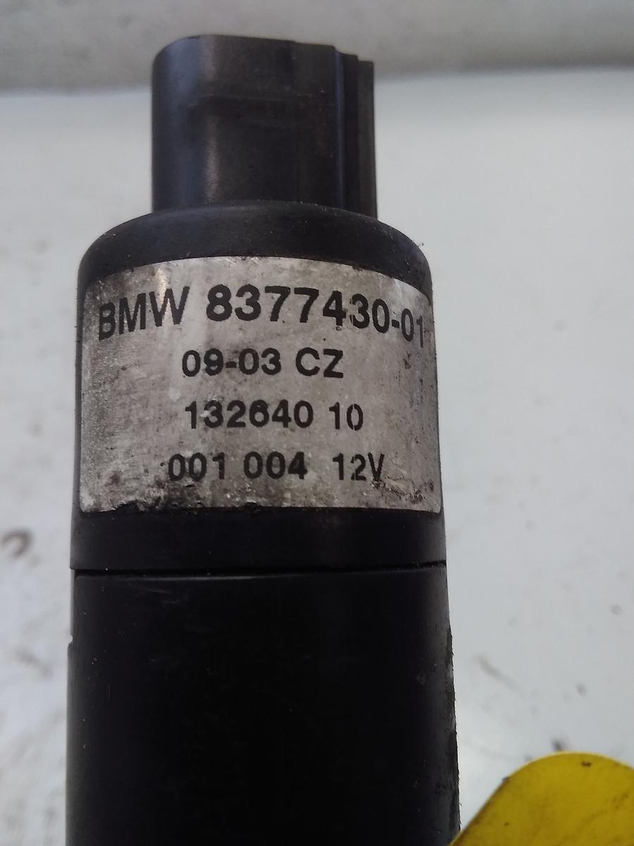 BMW 3er E46 original Pumpe Scheinwerferreinigung