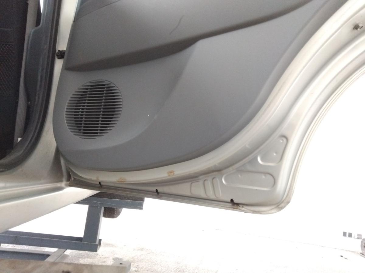 Daihatsu Sirion 2 M300 Tür hinten rechts T17 Champagne Opal Metallic BJ2008