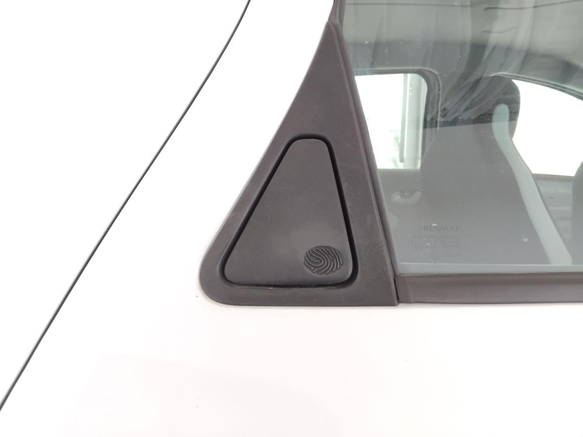 Renault Zoe T&uuml;r hinten rechts weiss DV369 Blanc Glacier BJ2016 besch&auml;digt