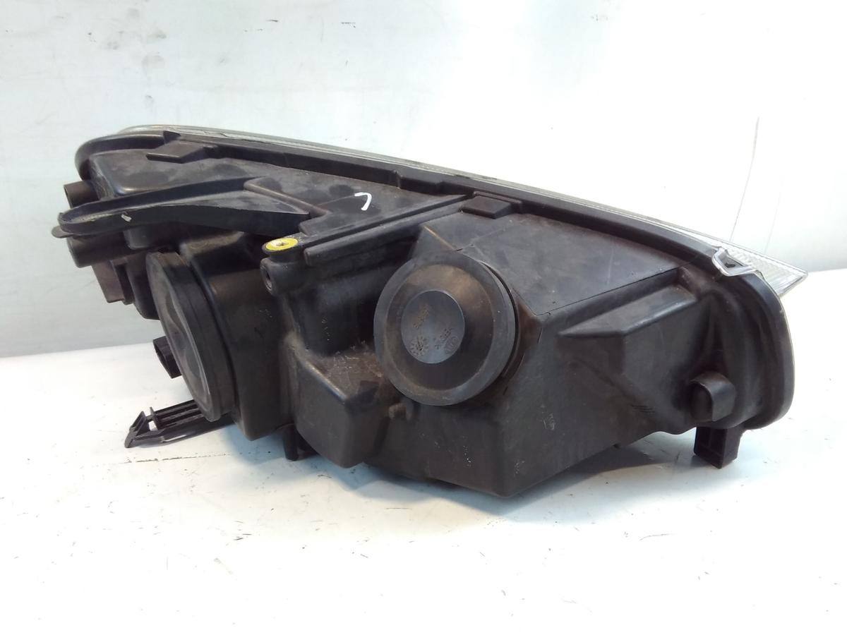 Ford C-Max 1 Facelift original Scheinwerfer links Hella mit LWR BJ2007