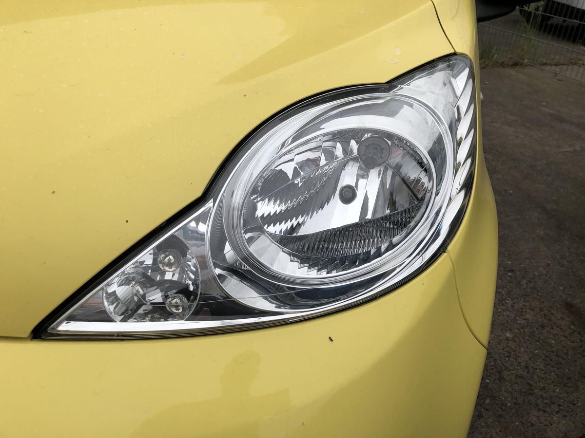 Peugeot 107 Typ P Scheinwerfer links Hauptscheinwerfer Halogen Valeo OEM