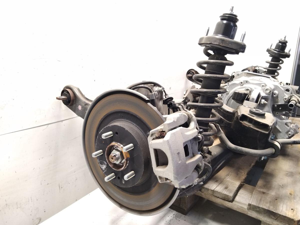 Mitsubishi Eclipse Cross original Hinterachse Elektromotor Achsschenkel Bremssattel