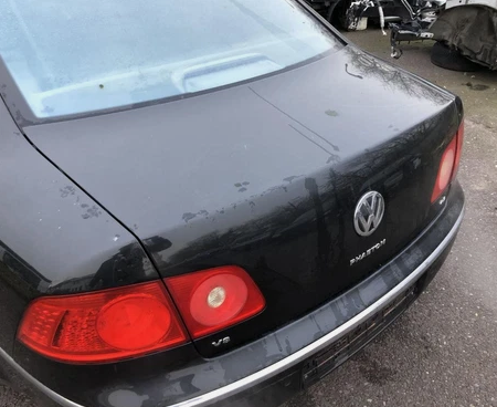 VW Phaeton 3D Heckklappe Kofferklappe Heckdeckel Roh LR9V Tarantellaschwarz