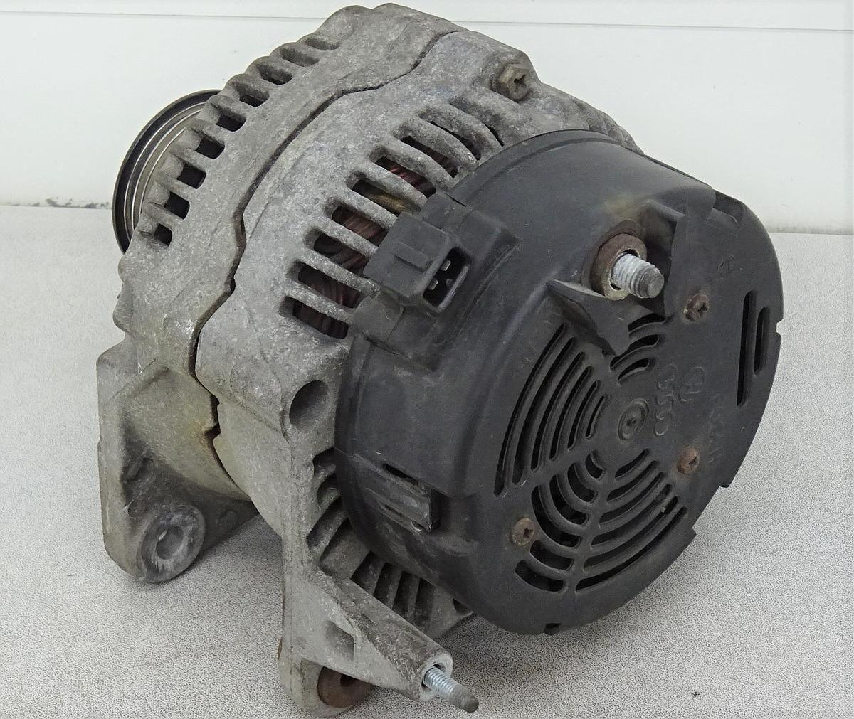 Audi A3 Lichtmaschine Generator 90A 037903025C 0123320034 1,6 74kw AKL