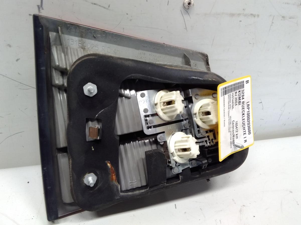 Opel Vectra C Caravan orig R&uuml;ckleuchte Heckleuchte innen rechts BJ2004 24469464