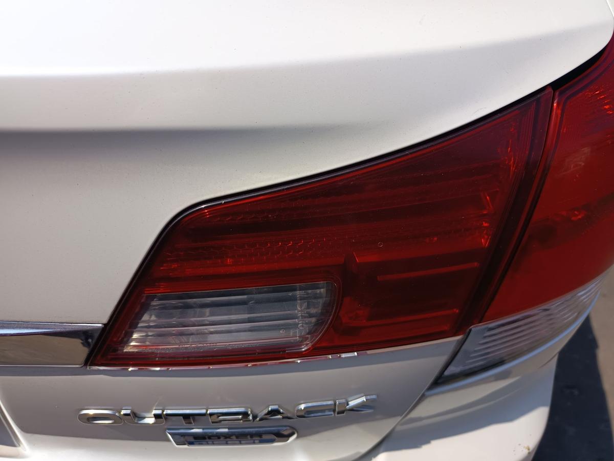 Subaru Legacy V Kombi original R&uuml;ckleuchte rechts innen Baujahr 2009