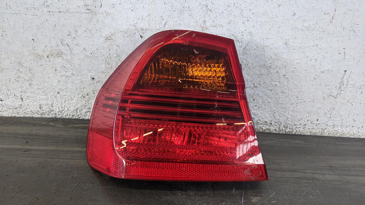 BMW 3er E90 Rückleuchte Schlussleuchte Lampe hinten links aussen 6937457