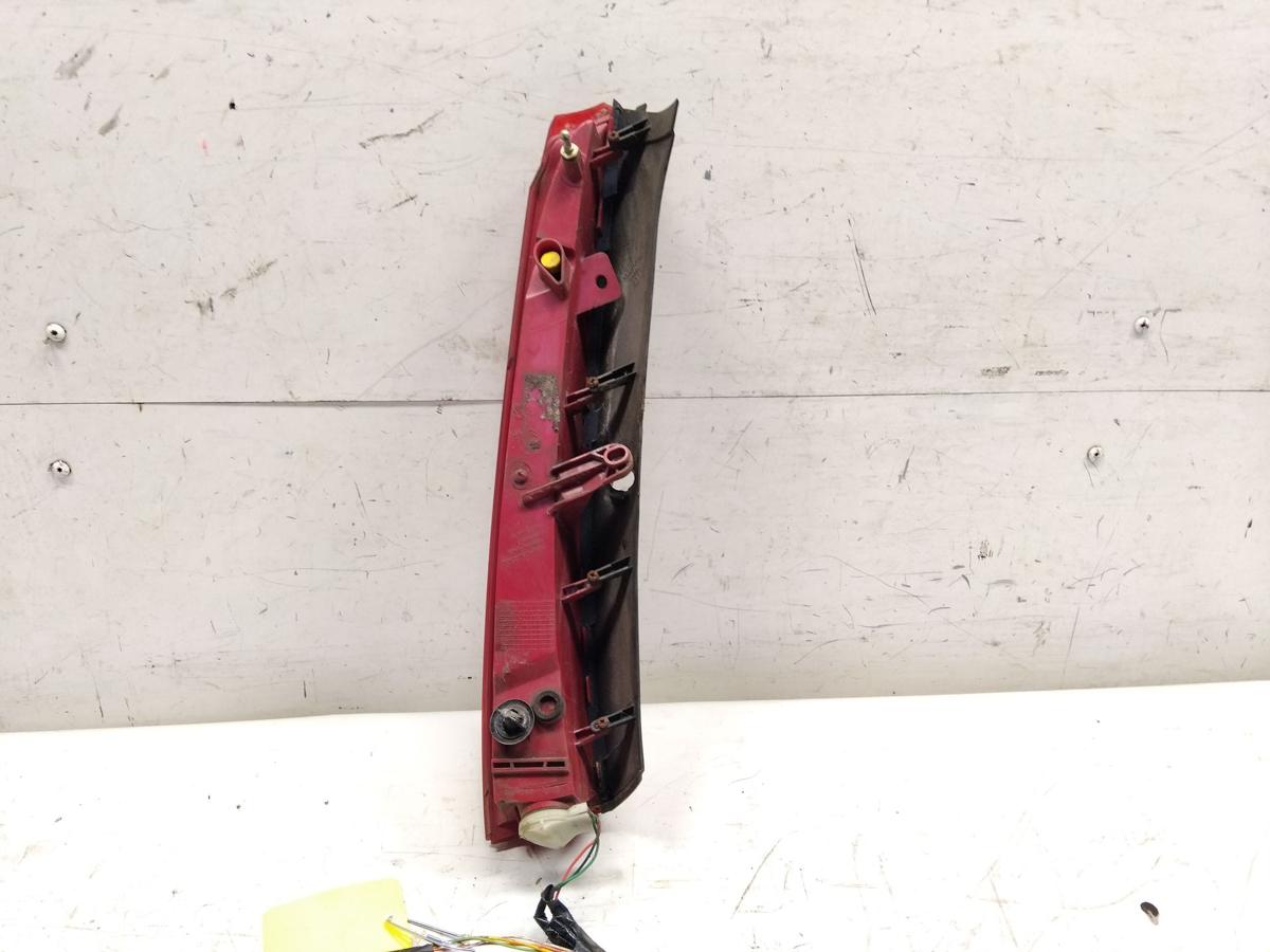 Citroen C5 Kombi original R&uuml;ckleuchte Schlussleuchte rechts oben BJ2004