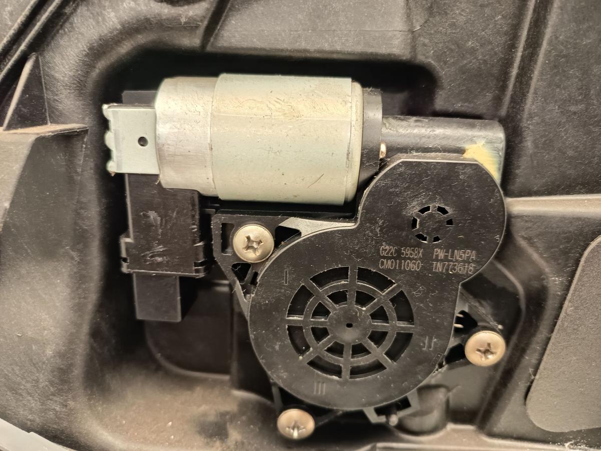 Mazda 2 DY original Fensterheber vorne rechts 3M71-A045H16-A elektrisch Bj 2004