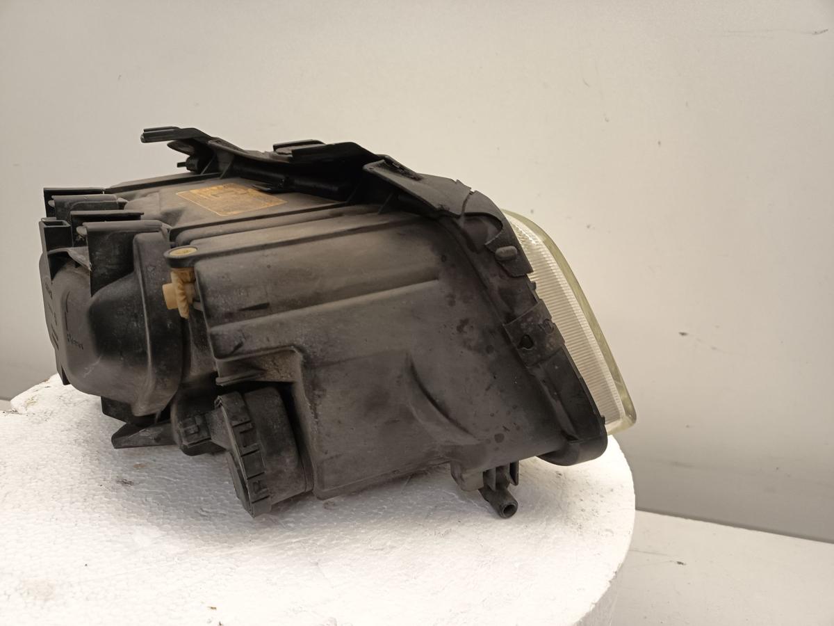 Audi A4 B5 Avant orig Scheinwerfer vorn links Fahrerseite Bj 1998
