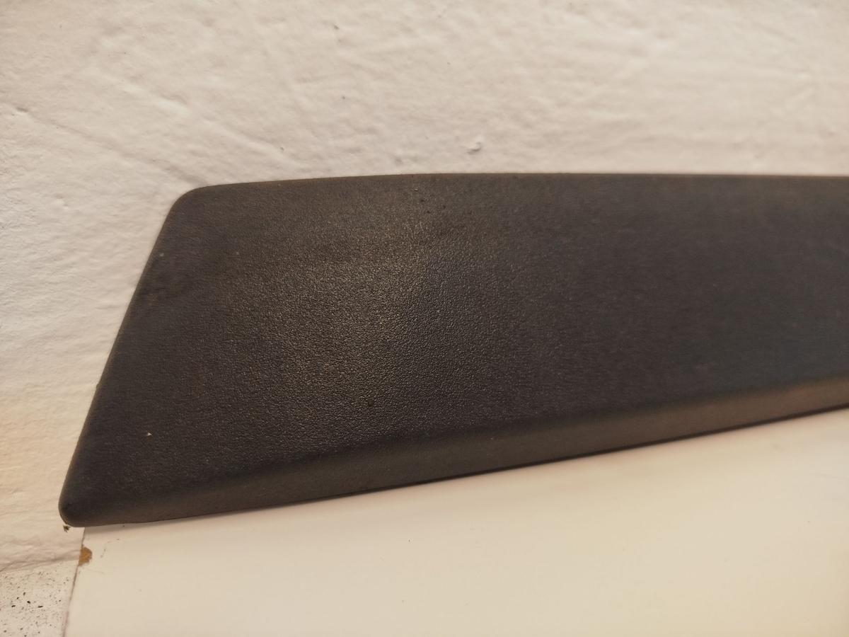 Peugeot 2008 I CU ab16 Zierleiste unten Tür vorn rechts Abschlussleiste