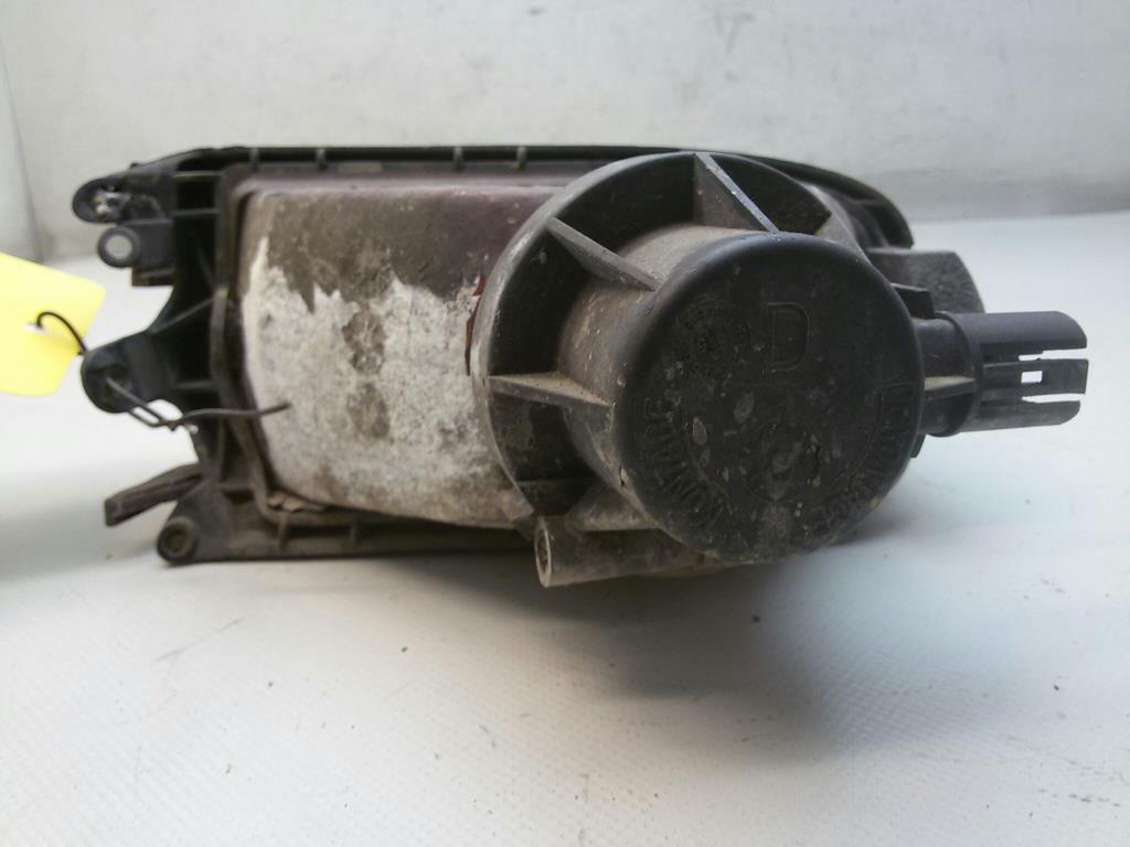 Renault 19 Phase 2 Bj.1995 original Nebelscheinwerfer rechts 7700830619