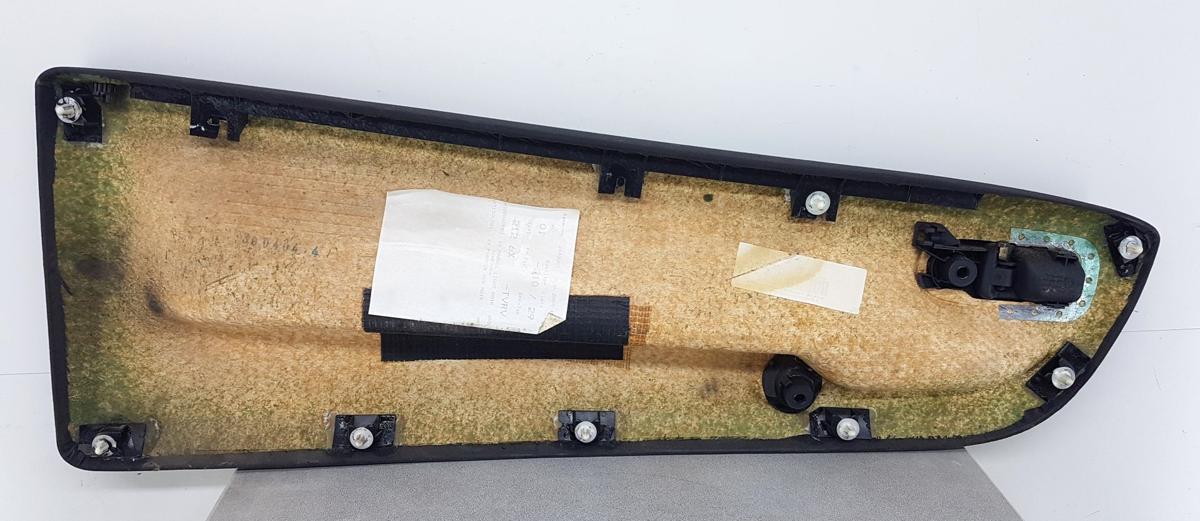 VW Lupo T&uuml;rverkleidung rechts in schwarz Bj2002 T&uuml;rgriff links 6H3867012M