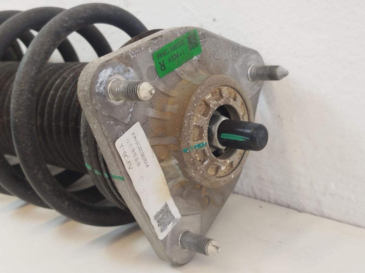 Omoda 5 EV Elektro Federbein vorn rechts Schraubenfeder und Sto&szlig;d&auml;mpfer