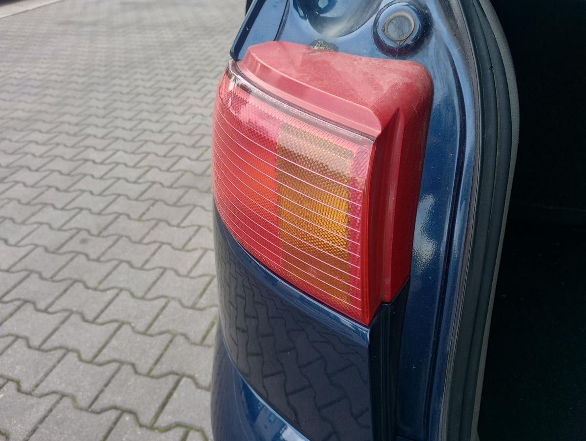 Mazda 2 DY orig Rückleuchte links außen Heckleuchte bis Bj 2005