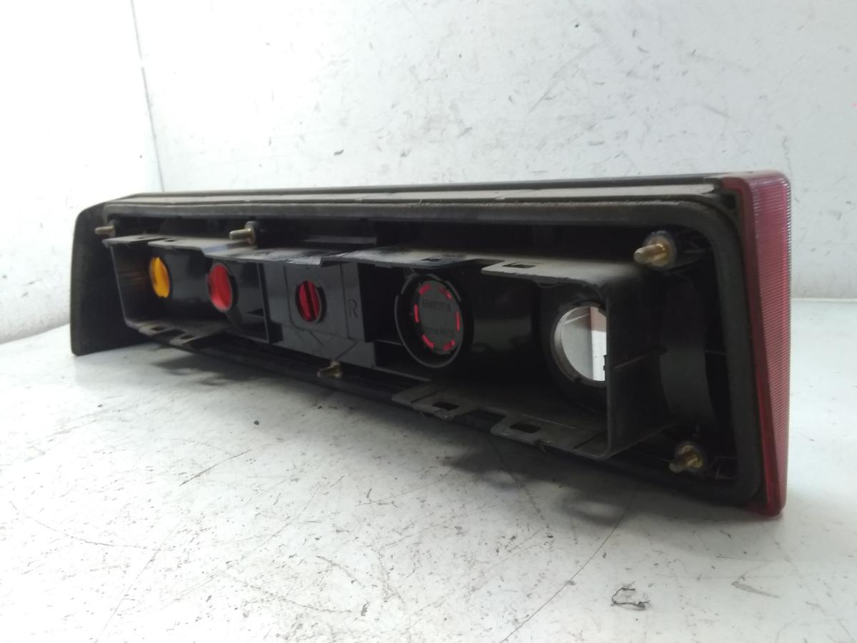VW Santana B2 original R&uuml;ckleuchte Heckleuchte rechts 326945112A HELLA BJ1984