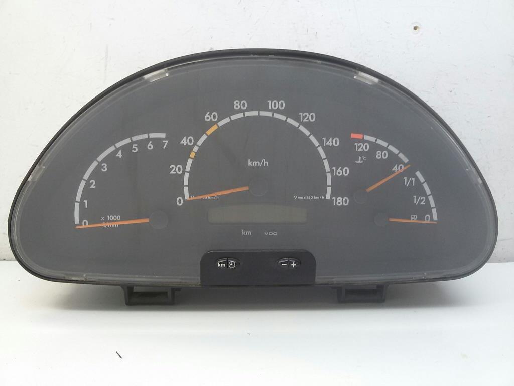 Mercedes Sprinter 314 903 Bj.2005 Tacho Kombiinstrument A0014468521 2.3 NGT