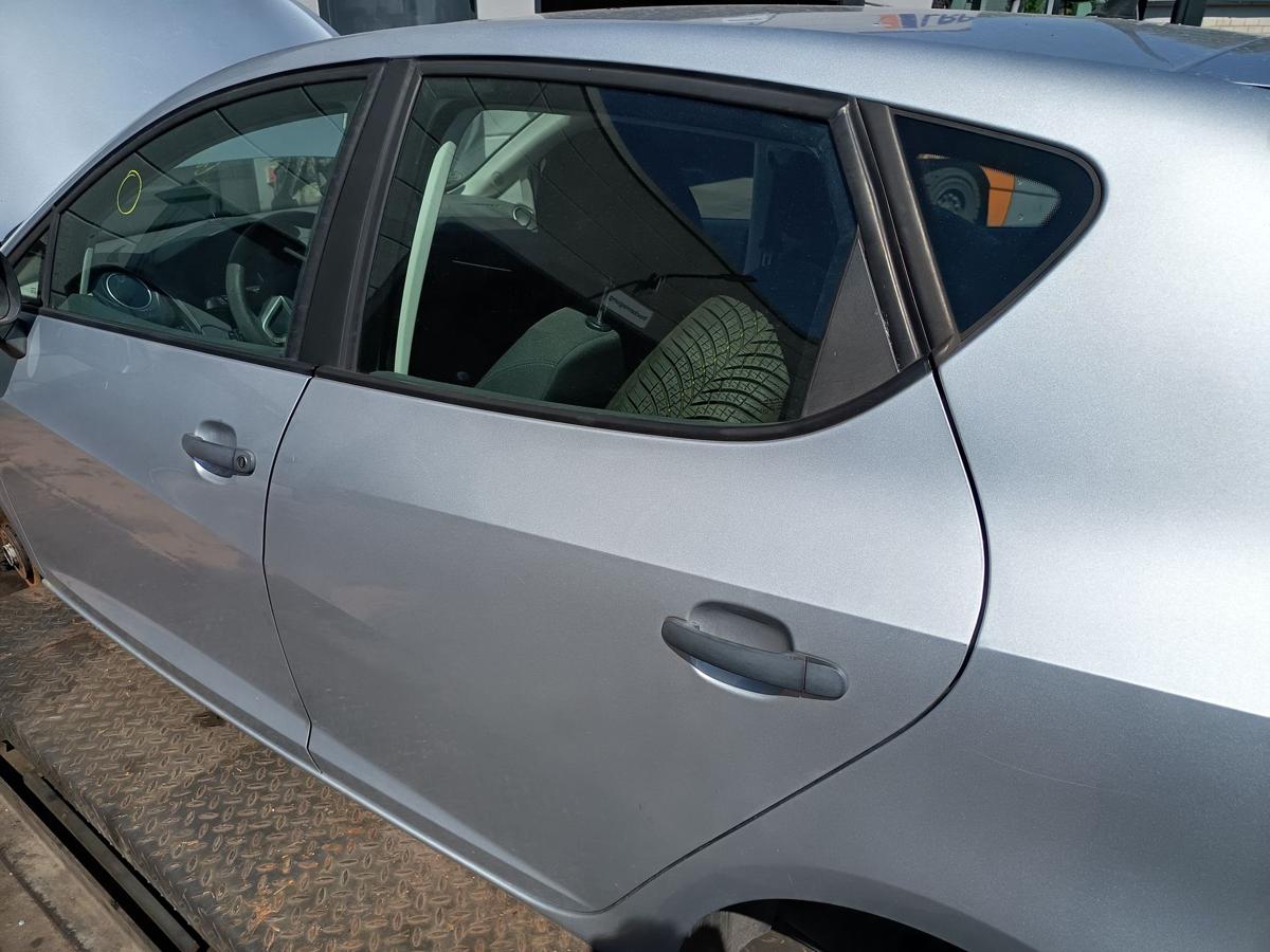 Seat Ibiza 6J original T&uuml;r Roht&uuml;r hinten links LS7Y Luna Silber Baujahr 2010