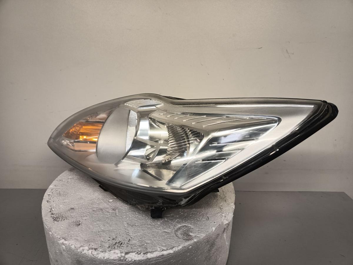 Ford Focus II original Scheinwerfer links Halogen/Haupt/Licht/Front Bj 2010