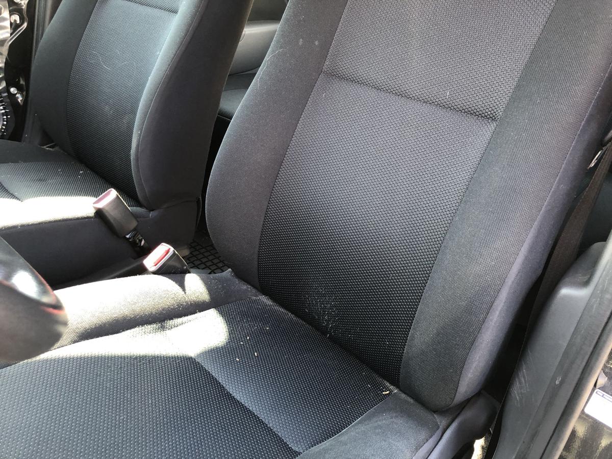 Subaru Justy 4 Typ M300F Sitz vorn links Fahrersitz Stoff ohne Heizung