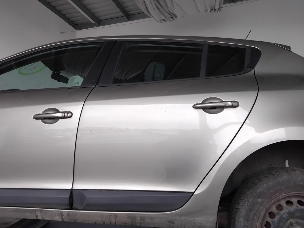 Renault Megane 3 T&uuml;r hinten links TEHNK Beige Cendre 5-t&uuml;rig Flie&szlig;heck BJ2008