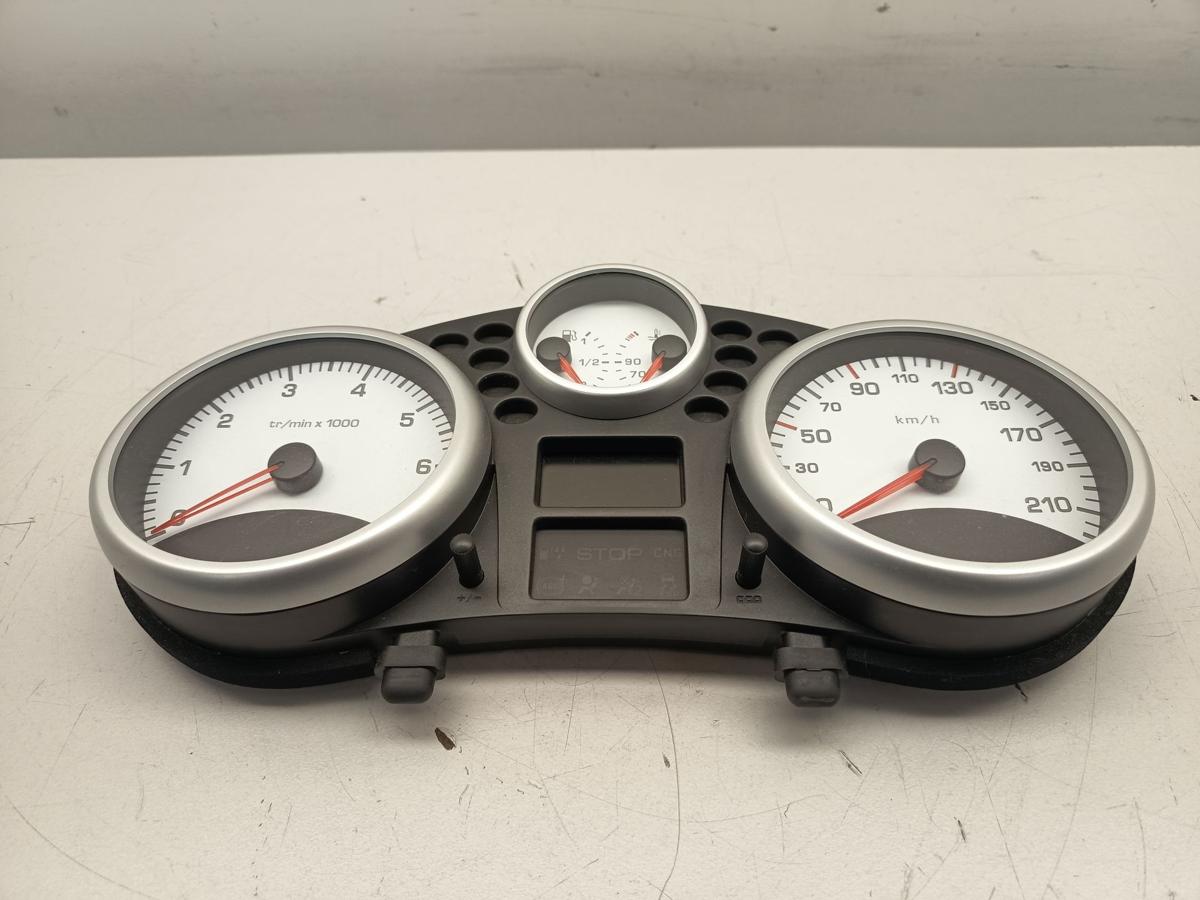Peugeot 206+ original Kombiinstrument Tacho 9666637180 Bj 2010