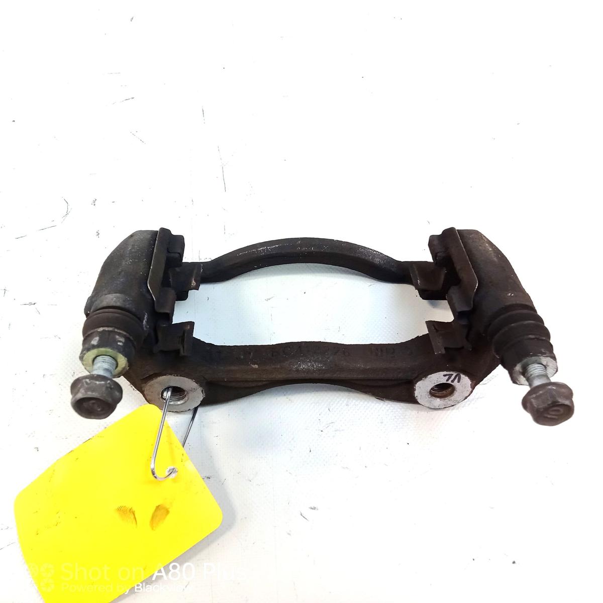 Hyundai i10 III AC3 original Bremssatteltr&auml;ger Vorderachse links Bj.2021