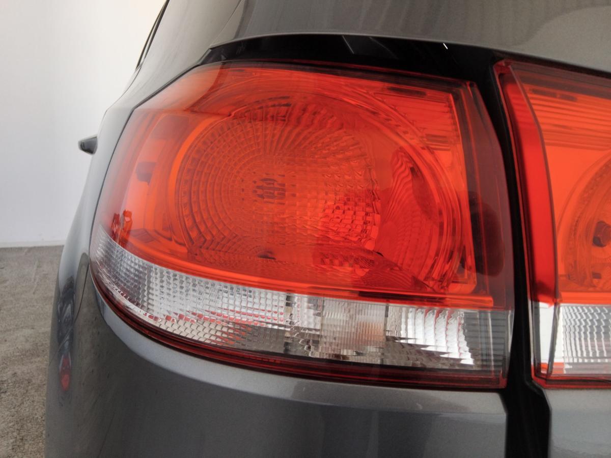 VW Golf 6 original Rückleuchte Schlussleuchte links außen Fließheck BJ2012